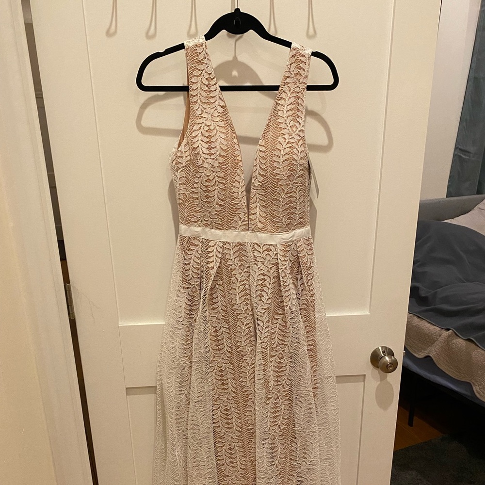 NWOT Lucy Wang Gown